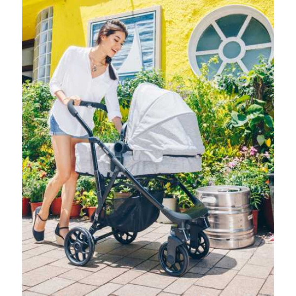 коляска Combi I-Thruller 4W